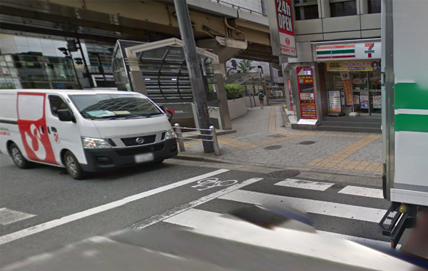 セブンイレブン 大阪曽根崎2丁目店